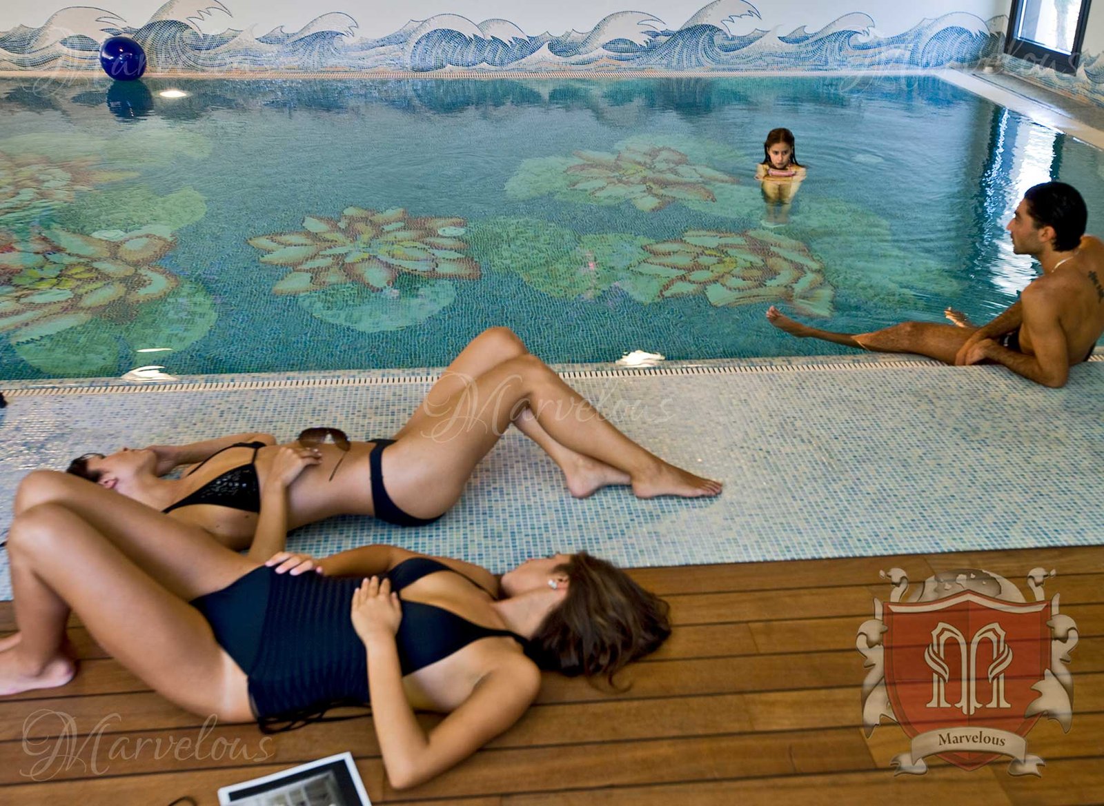 Marble Pool Mosaic: Fioritura